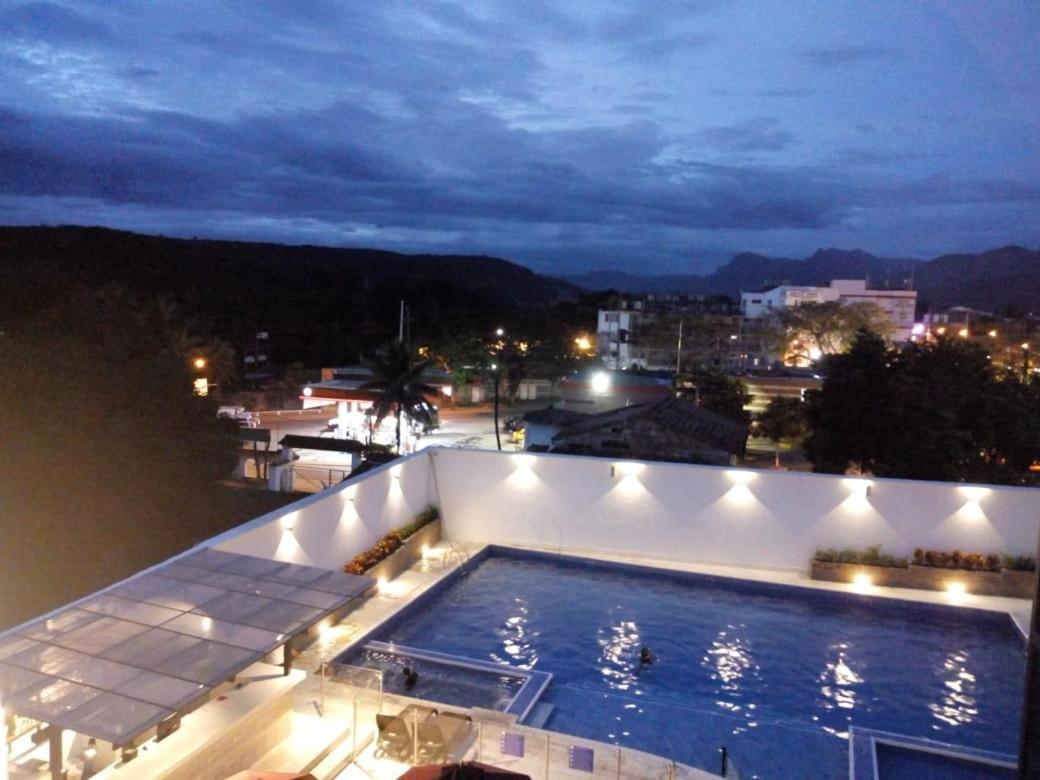 Hotel Karmel Melgar Esterno foto